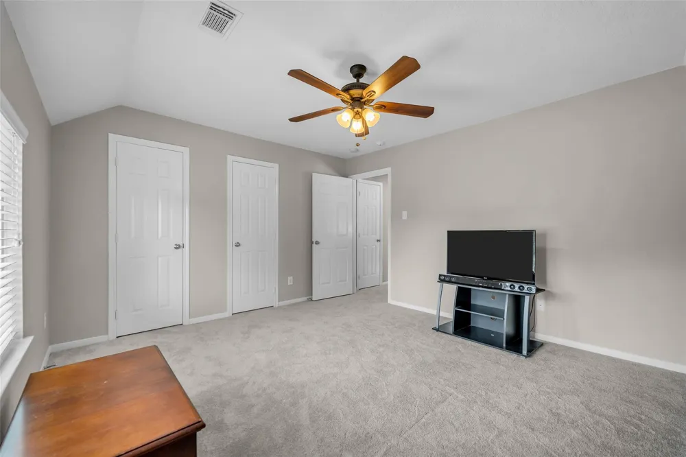 10510 Farmersville Fork Missouri City, TX 77459