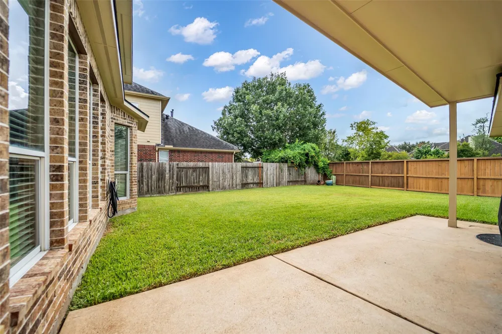 10510 Farmersville Fork Missouri City, TX 77459