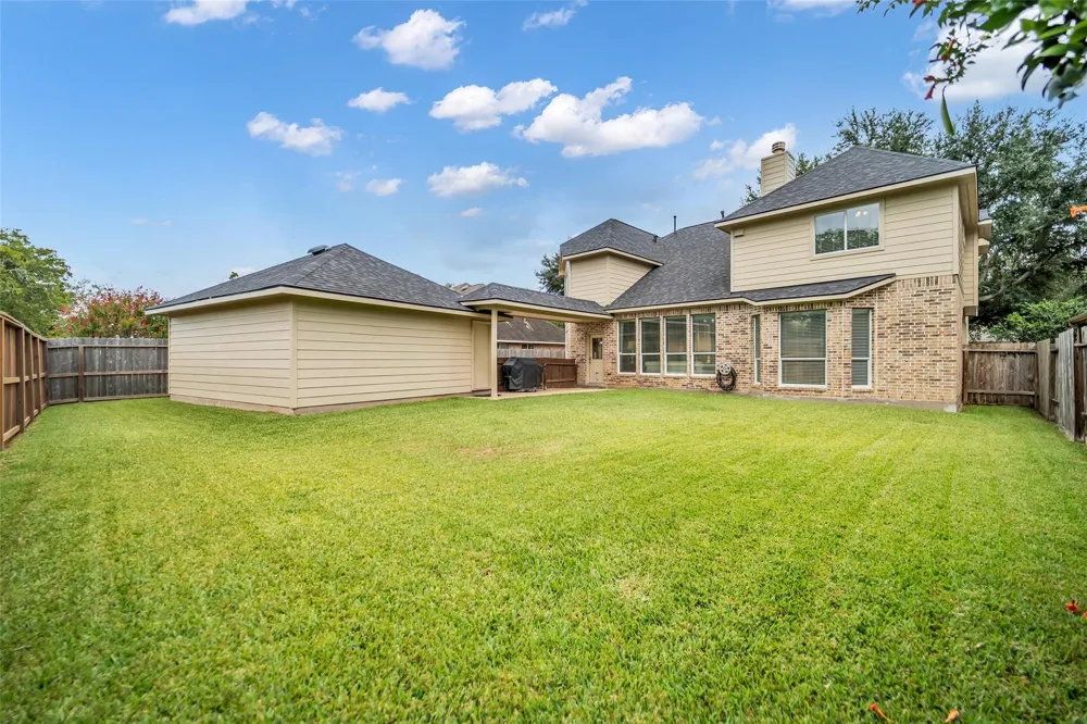 10510 Farmersville Fork Missouri City, TX 77459