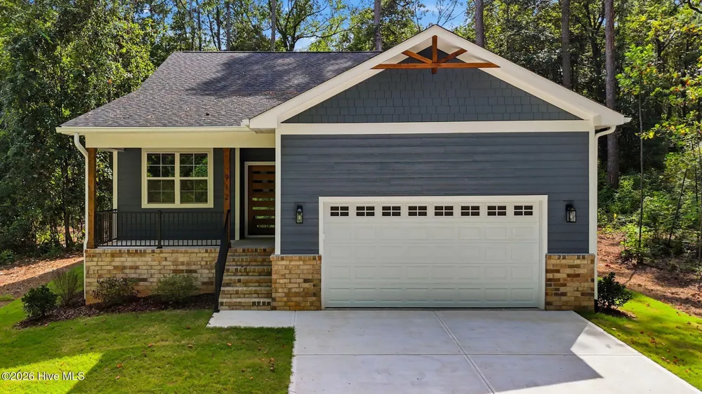 912 Thrush Drive Vass, NC 28394