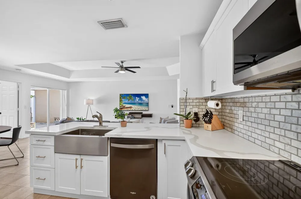 3387 Commodore Court West Palm Beach, FL 33411