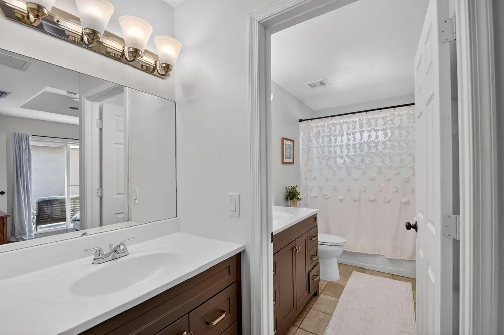 3387 Commodore Court West Palm Beach, FL 33411