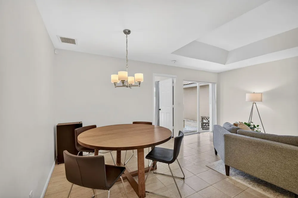 3387 Commodore Court West Palm Beach, FL 33411