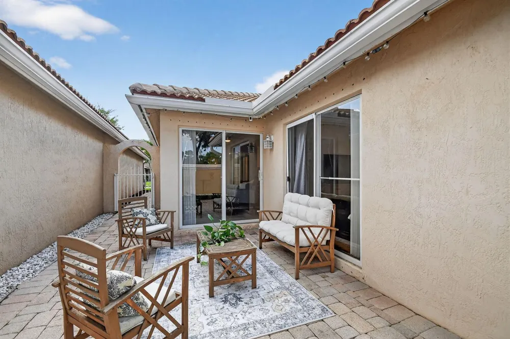 3387 Commodore Court West Palm Beach, FL 33411