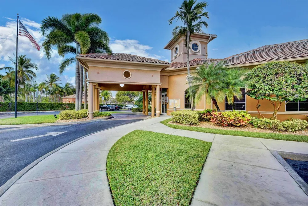 3387 Commodore Court West Palm Beach, FL 33411