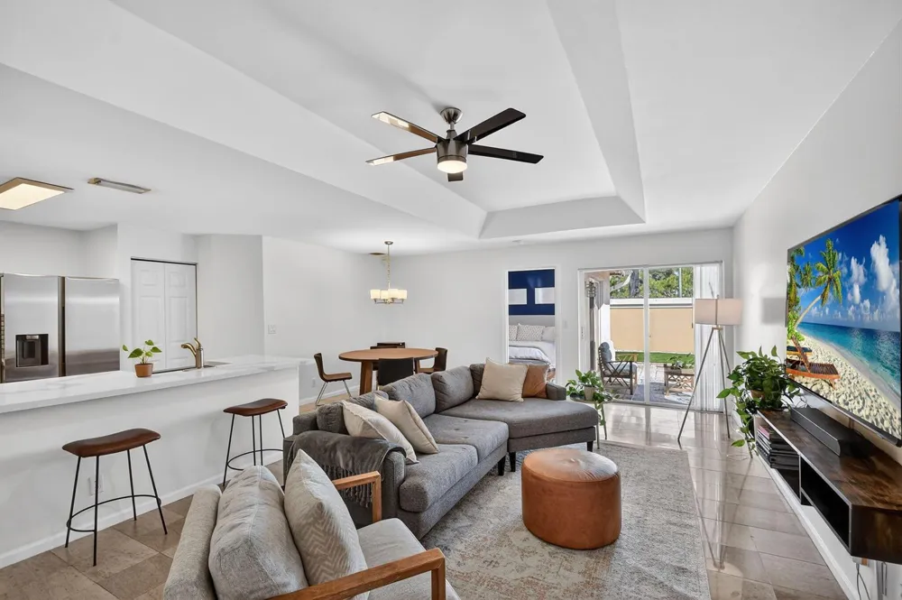 3387 Commodore Court West Palm Beach, FL 33411
