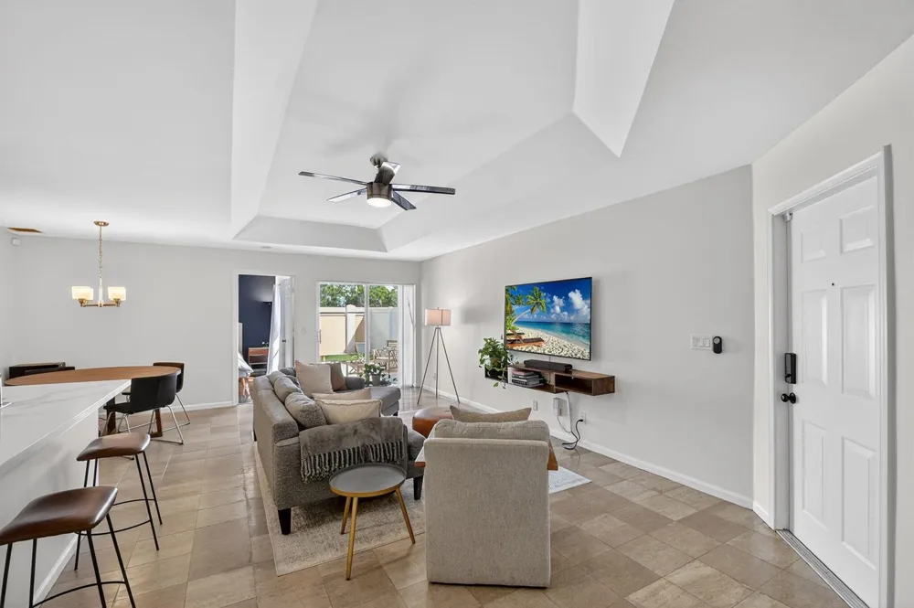 3387 Commodore Court West Palm Beach, FL 33411