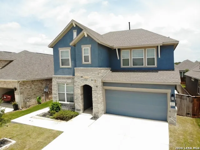 2618 SUNCADIA LN San Antonio, TX 78245
