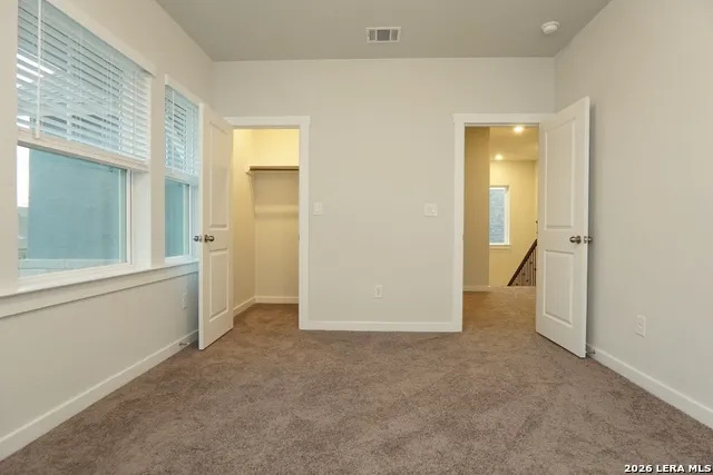 2618 SUNCADIA LN San Antonio, TX 78245