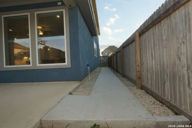 2618 SUNCADIA LN San Antonio, TX 78245