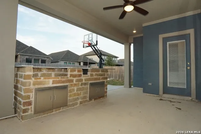 2618 SUNCADIA LN San Antonio, TX 78245
