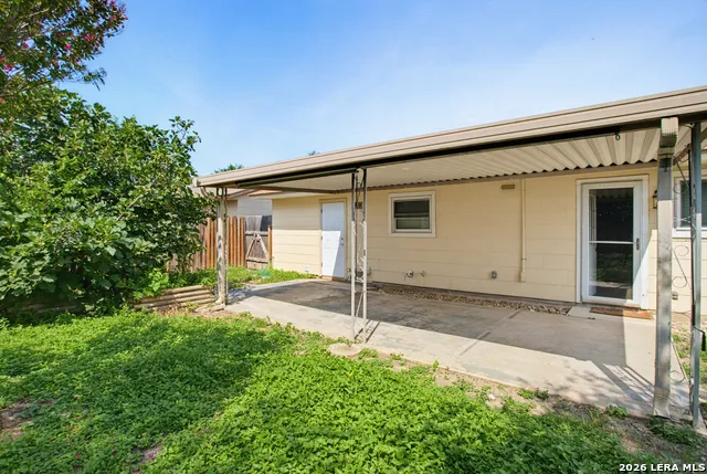 8315 Castle Creek Dr San Antonio, TX 78218