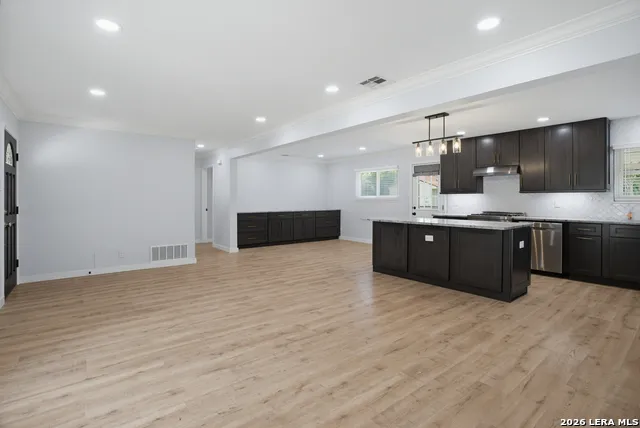 8315 Castle Creek Dr San Antonio, TX 78218