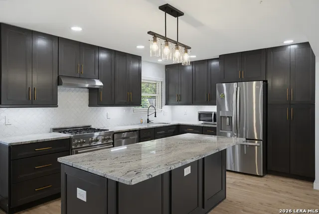 8315 Castle Creek Dr San Antonio, TX 78218