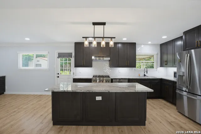 8315 Castle Creek Dr San Antonio, TX 78218