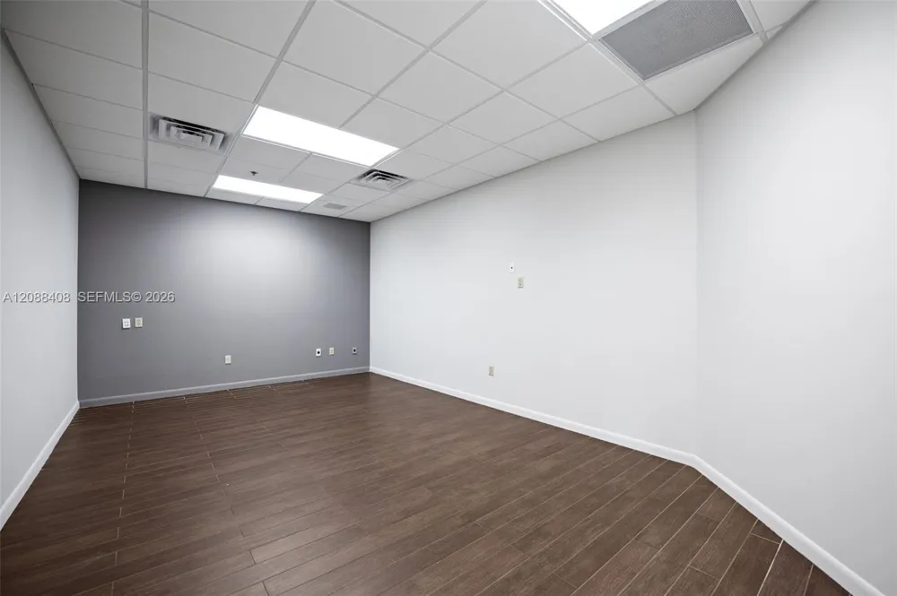 8200 SW 117 AVE #404 Miami, FL 33183