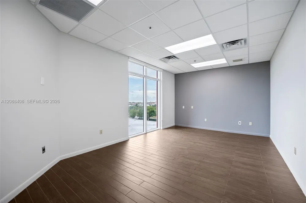 8200 SW 117 AVE #404 Miami, FL 33183
