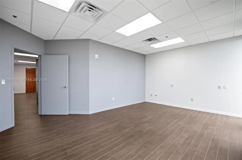 8200 SW 117 AVE #404 Miami, FL 33183