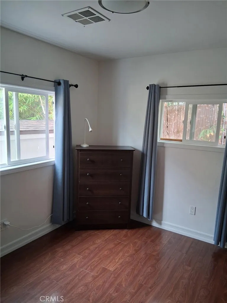 525 Fairfax Costa Mesa, CA 92627