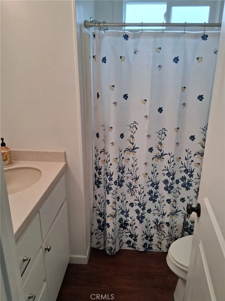 525 Fairfax Costa Mesa, CA 92627