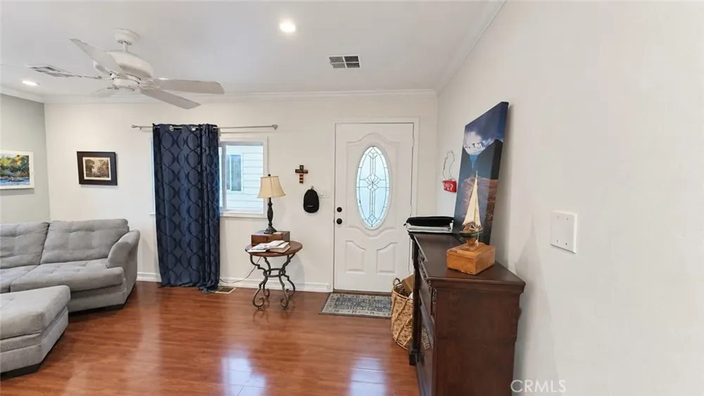 525 Fairfax Costa Mesa, CA 92627