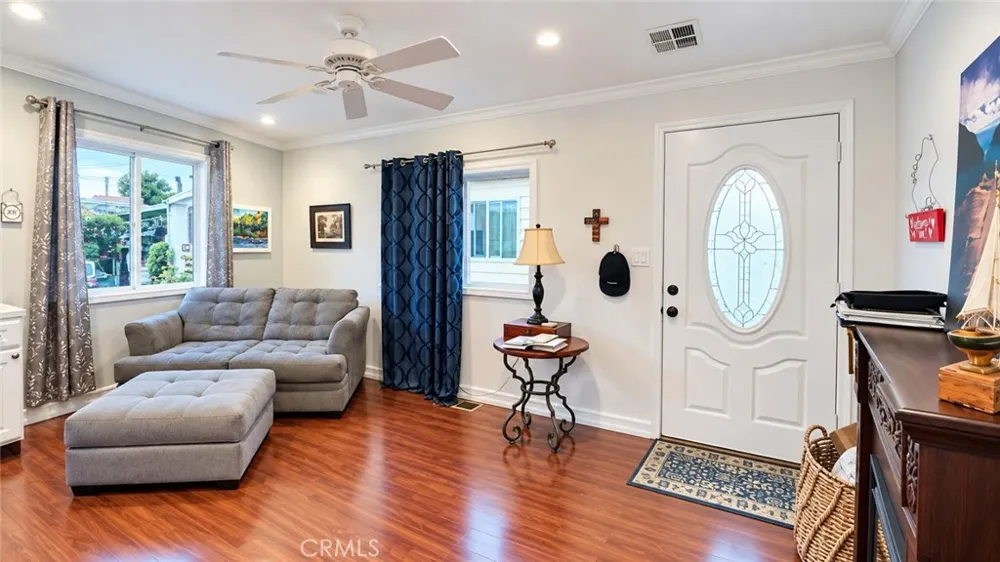 525 Fairfax Costa Mesa, CA 92627