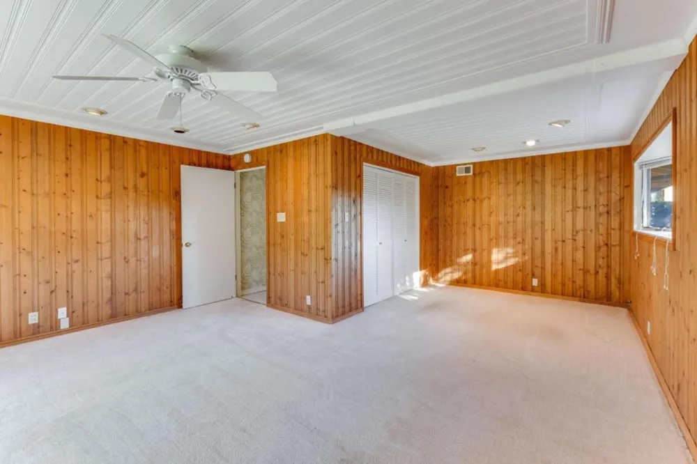25228 La Loma Drive Los Altos Hills, CA 94022