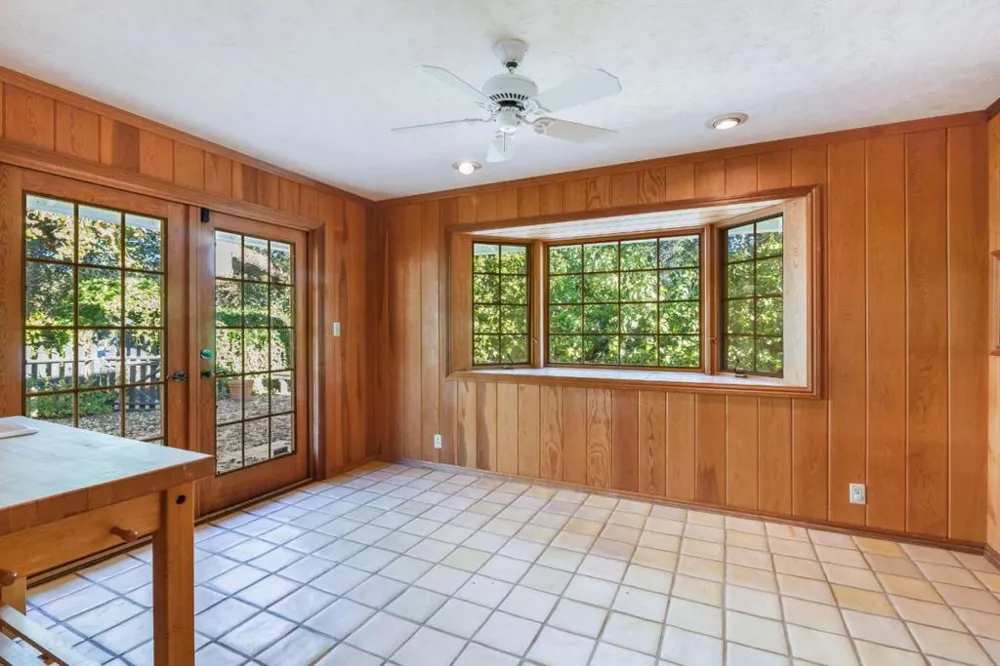 25228 La Loma Drive Los Altos Hills, CA 94022