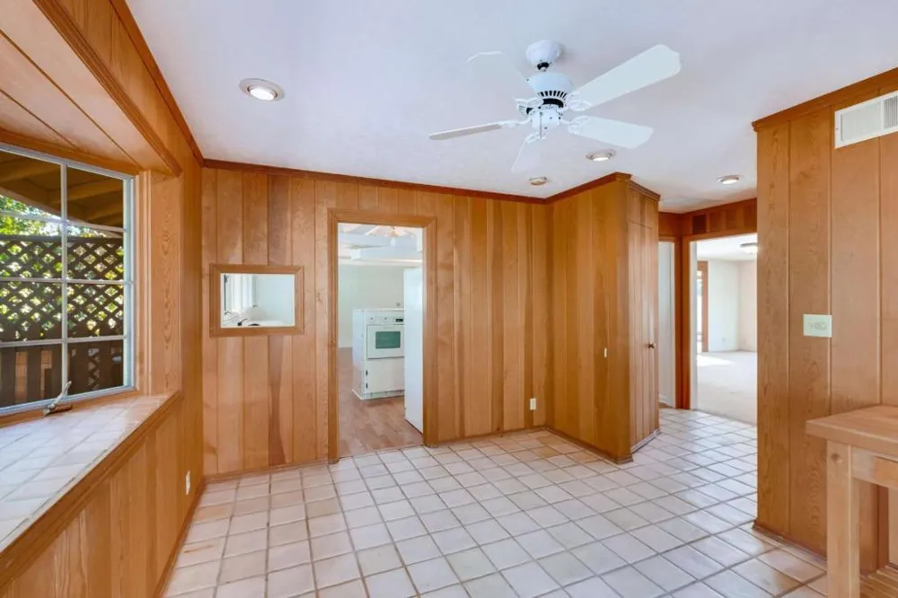 25228 La Loma Drive Los Altos Hills, CA 94022