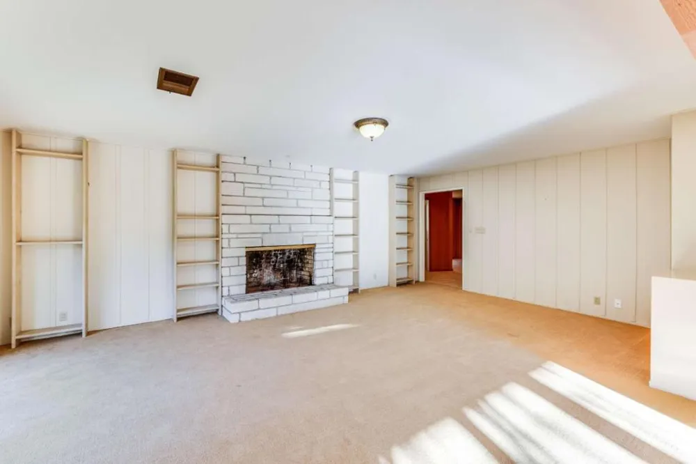 25228 La Loma Drive Los Altos Hills, CA 94022