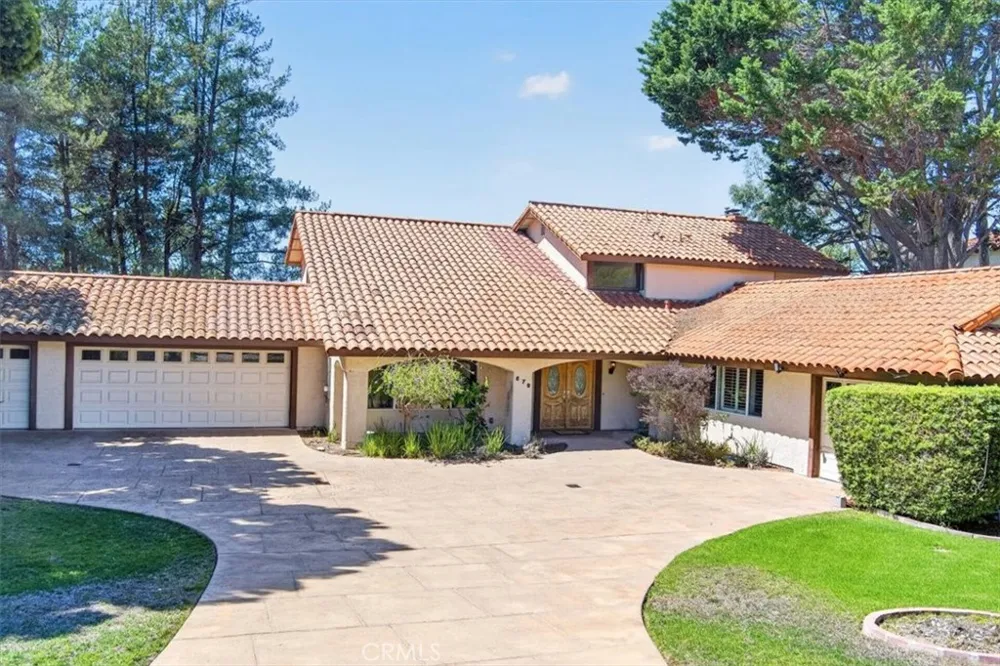 679 Saint Andrews Lompoc, CA 93436