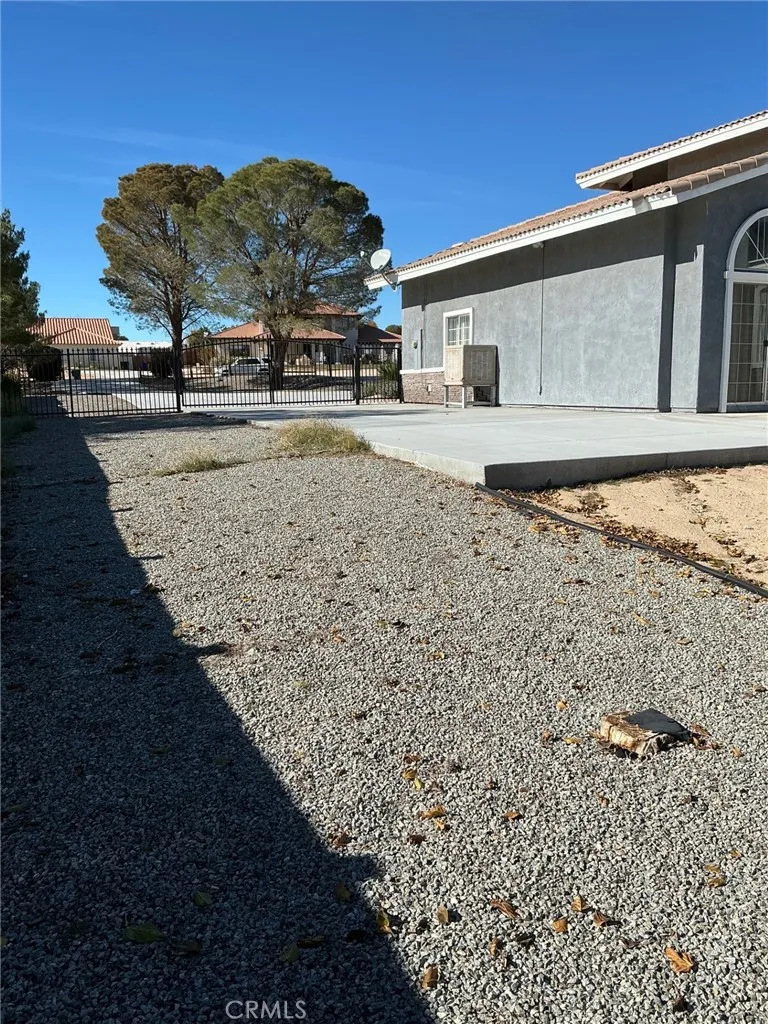 26795 STIRRUP Helendale, CA 92342