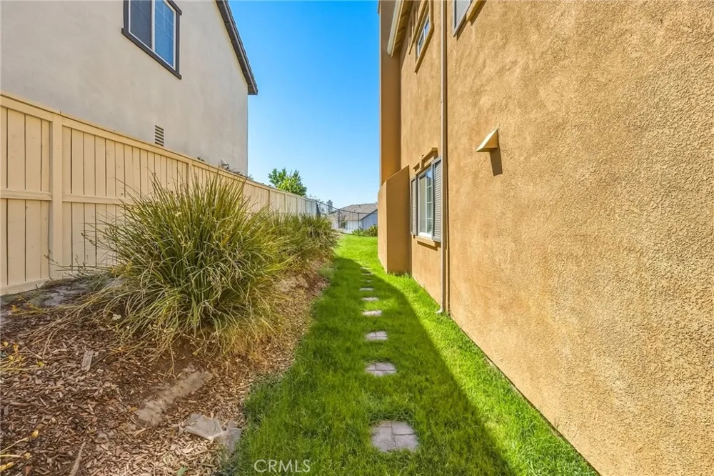 11268 Price Dr Loma Linda, CA 92354