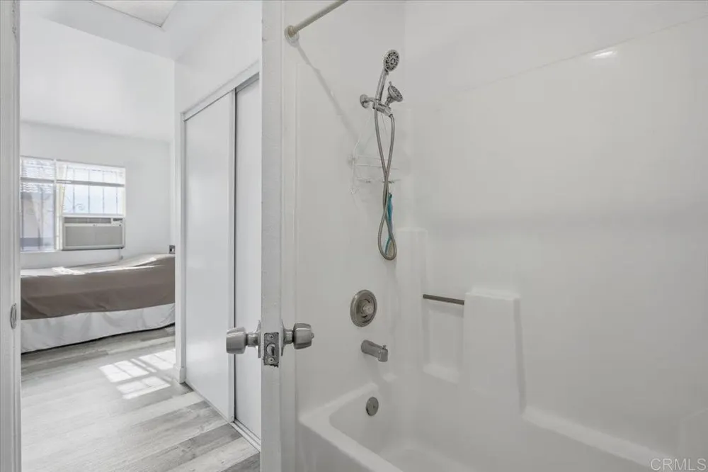 875 W San Ysidro Boulevard #14 San Ysidro, CA 92173