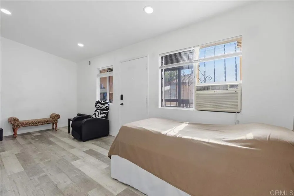 875 W San Ysidro Boulevard #14 San Ysidro, CA 92173