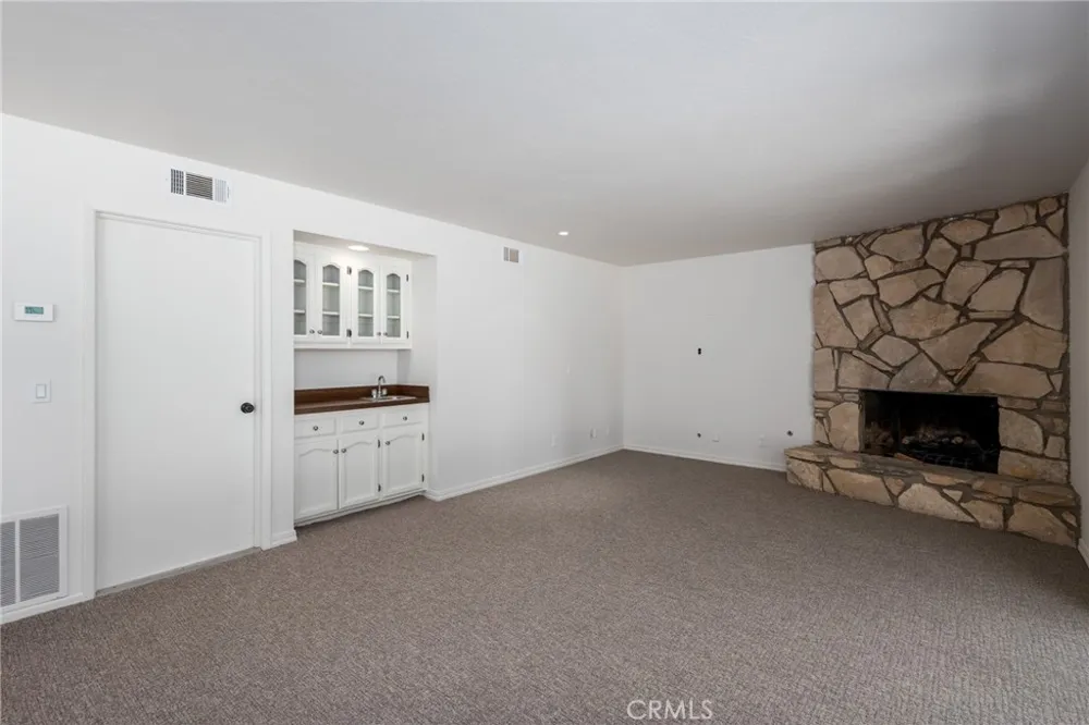 455 Meadowbrook Santa Maria, CA 93455