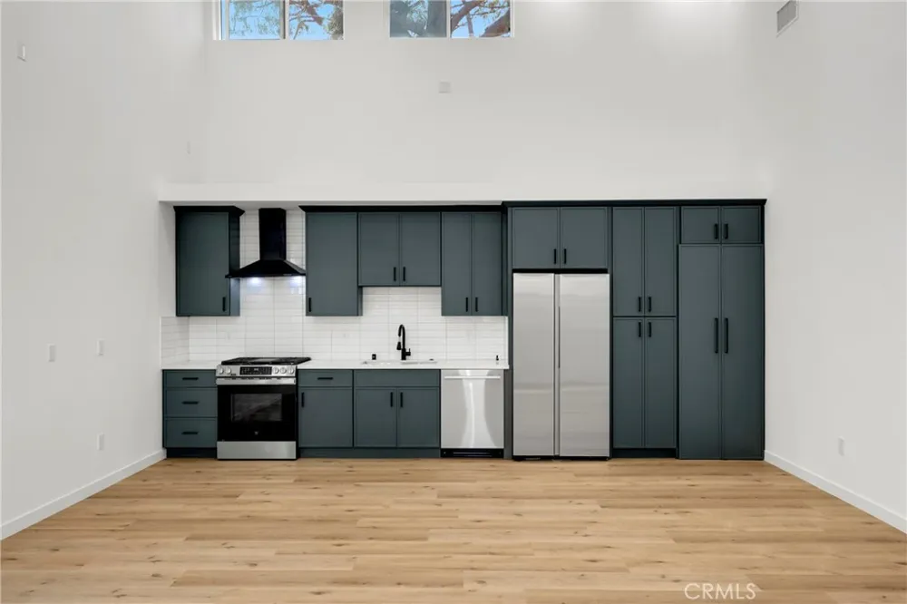 22920 Califa #A Woodland Hills, CA 91367