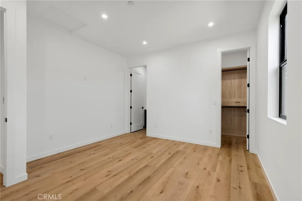 22920 Califa #A Woodland Hills, CA 91367