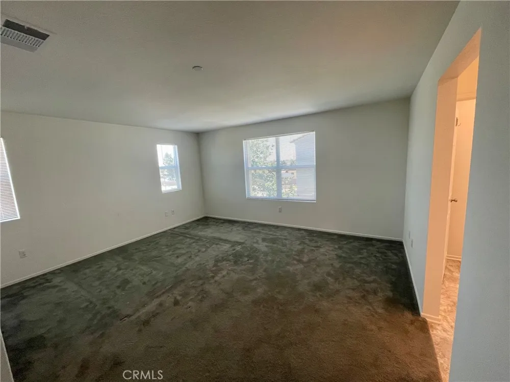 7155 Citrus #359 Fontana, CA 92336