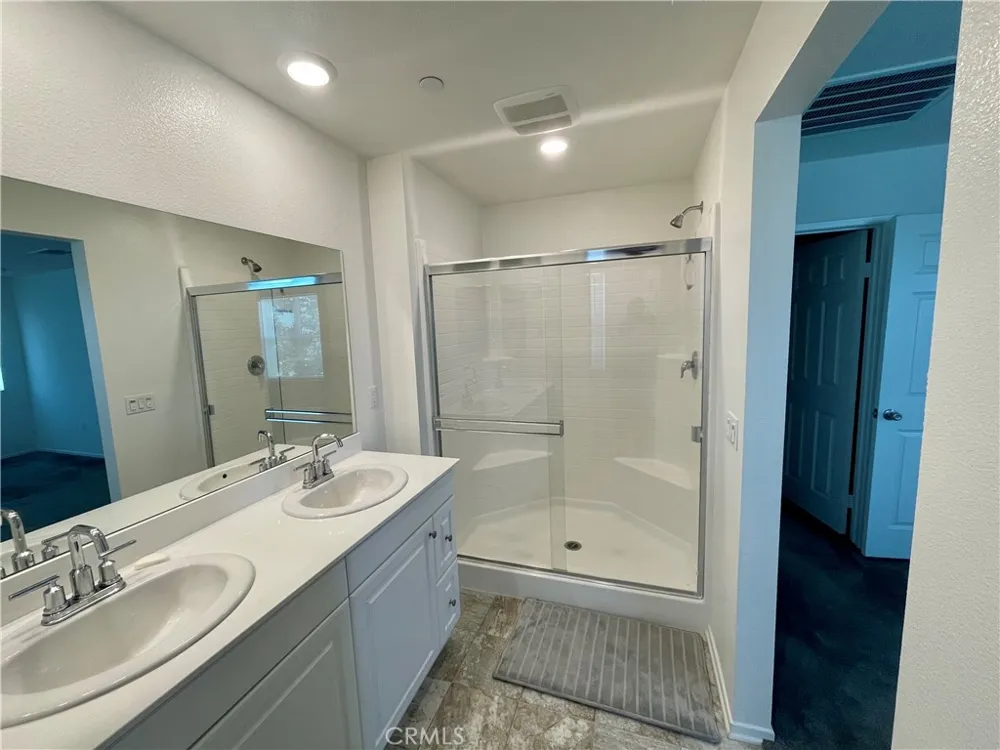 7155 Citrus #359 Fontana, CA 92336