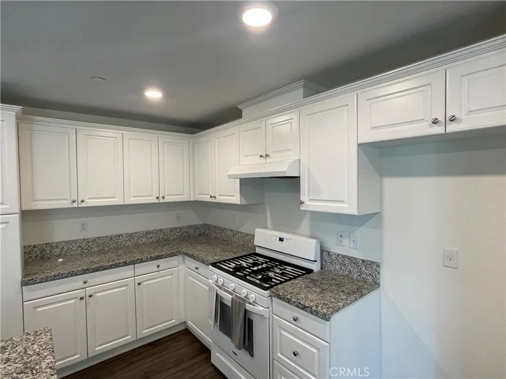 7155 Citrus #359 Fontana, CA 92336