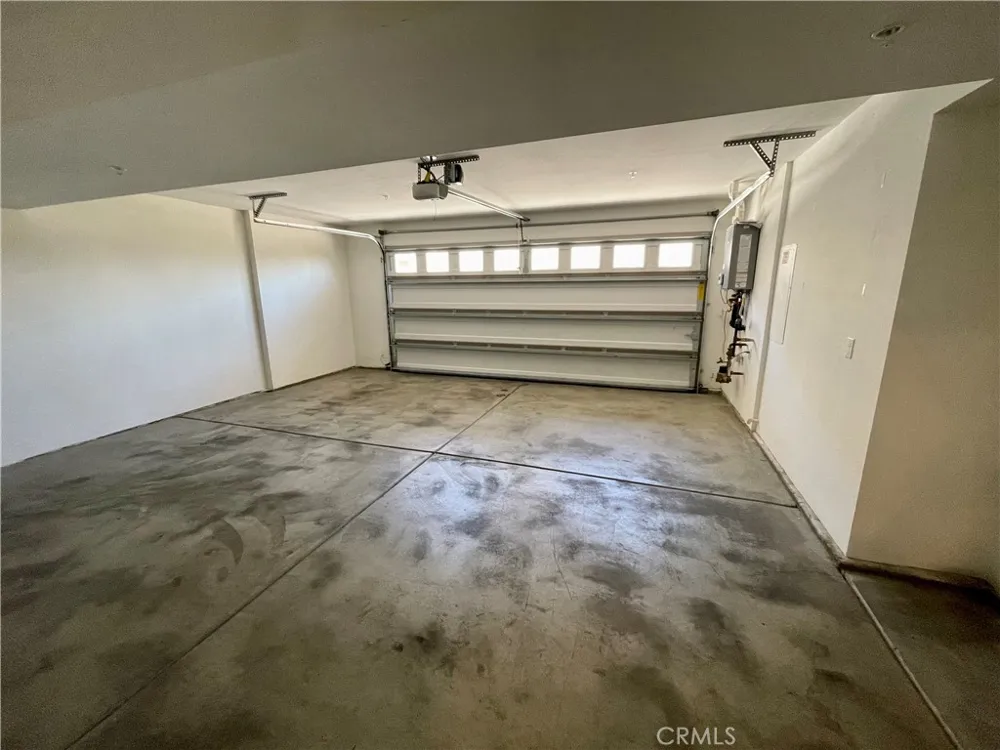 7155 Citrus #359 Fontana, CA 92336