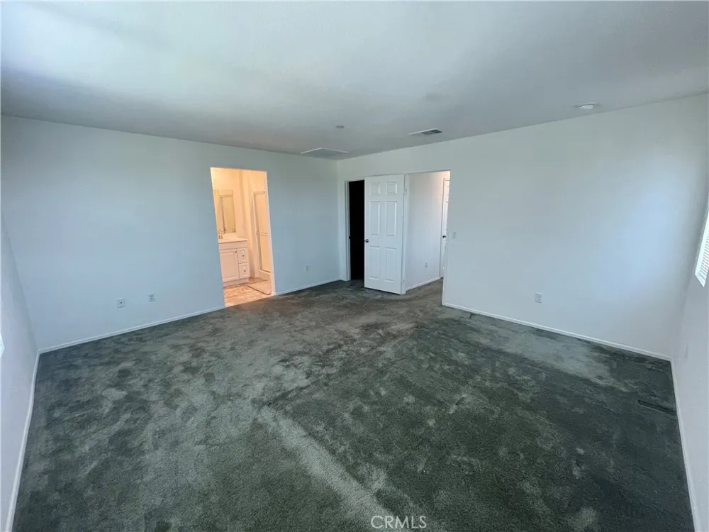 7155 Citrus #359 Fontana, CA 92336
