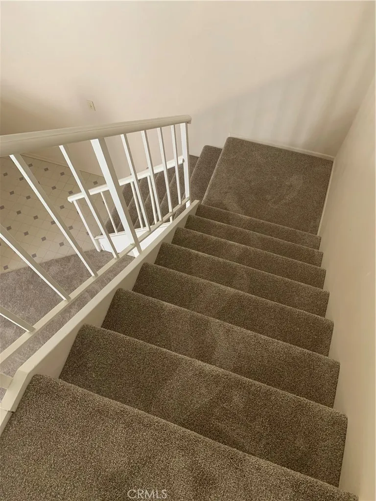 18107 Erik Court #464 Canyon Country, CA 91387