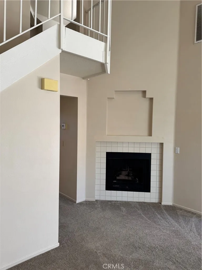 18107 Erik Court #464 Canyon Country, CA 91387