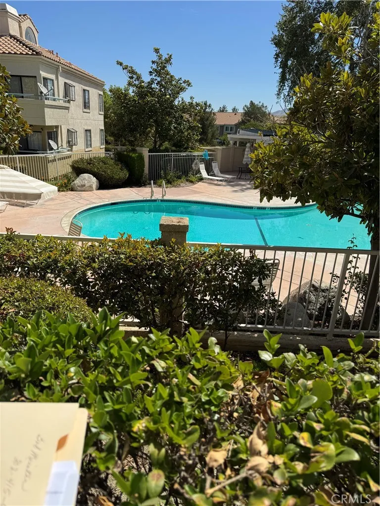 18107 Erik Court #464 Canyon Country, CA 91387