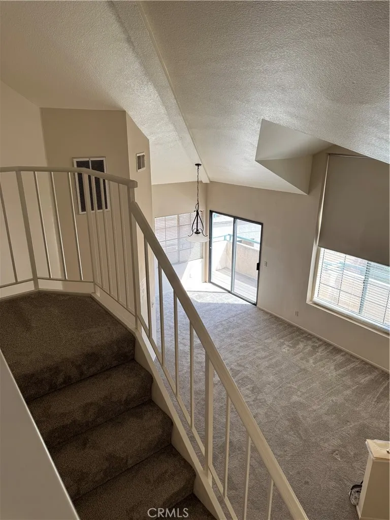 18107 Erik Court #464 Canyon Country, CA 91387