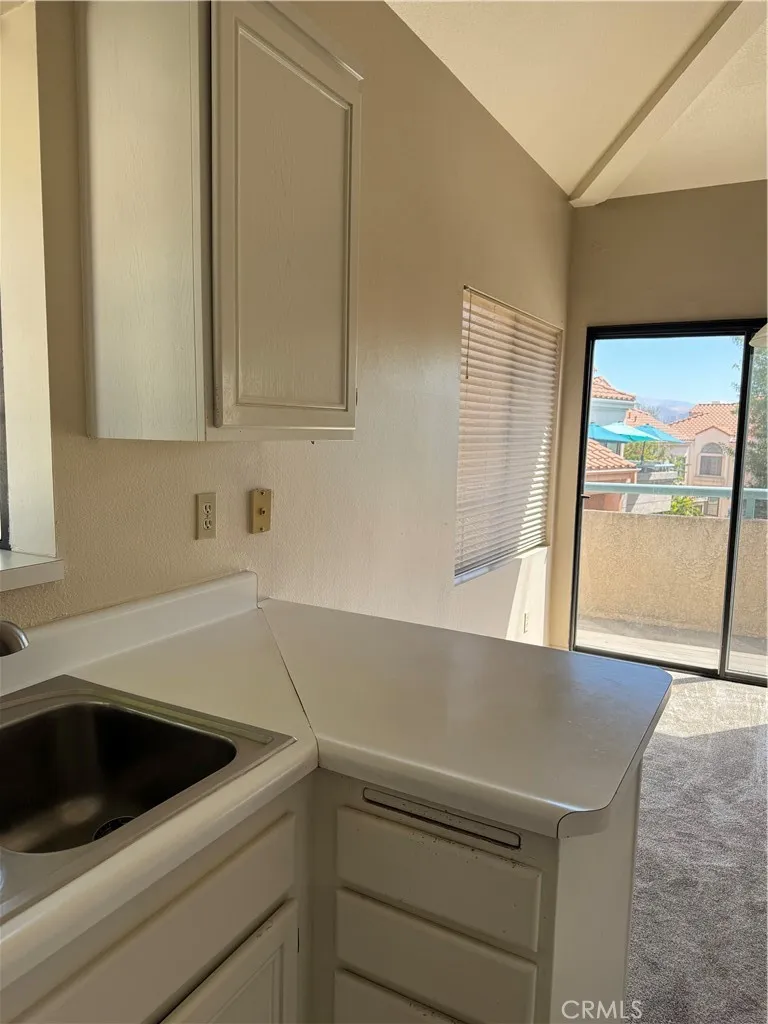 18107 Erik Court #464 Canyon Country, CA 91387