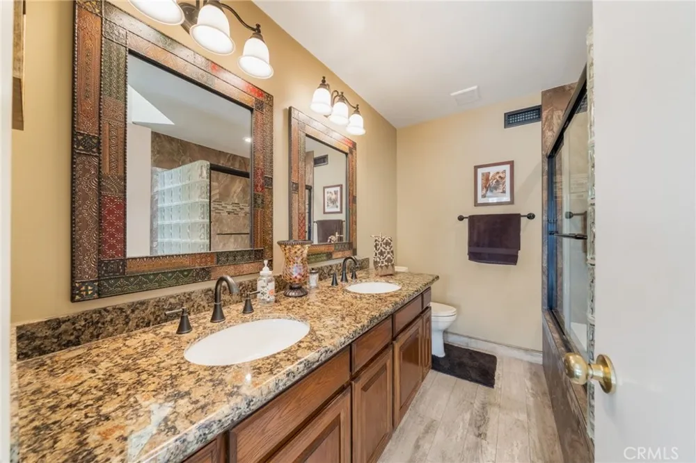 24926 El Cortijo Mission Viejo, CA 92691