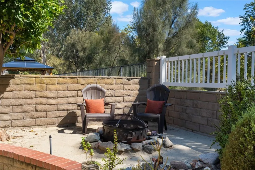 24926 El Cortijo Mission Viejo, CA 92691